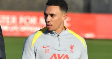 Real Madrid close in on Alexander-Arnold deal